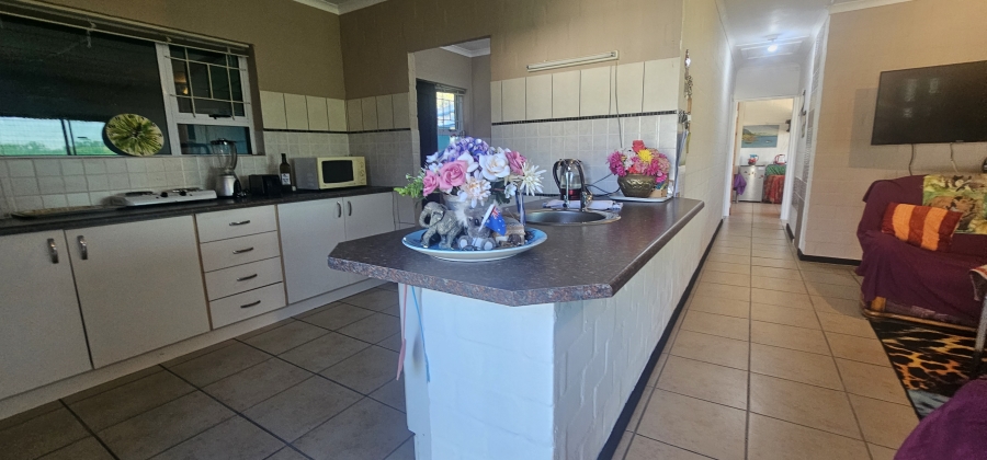 2 Bedroom Property for Sale in Hopefield Western Cape